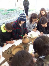 ნორჩი არქეოლოგები